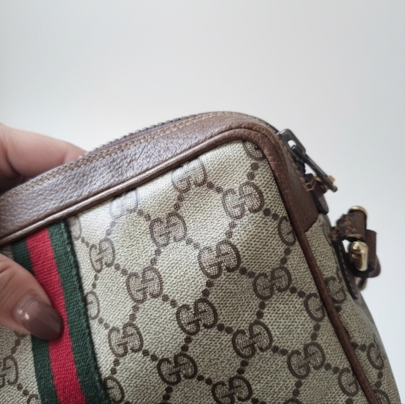 ⛔️SOLD⛔️Gucci Accessory Collection Camera Bag GG Supreme Monogram W/COA - Picture 7 of 17